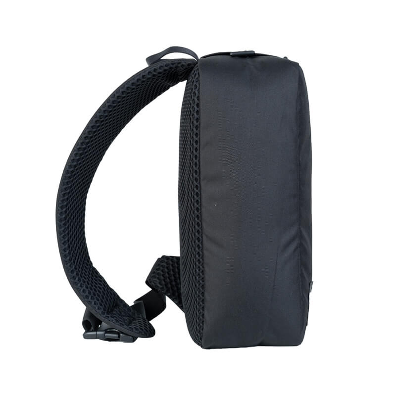 กระเป๋าคาดอก Cabin Zero รุ่น Cross body ขนาด 11L