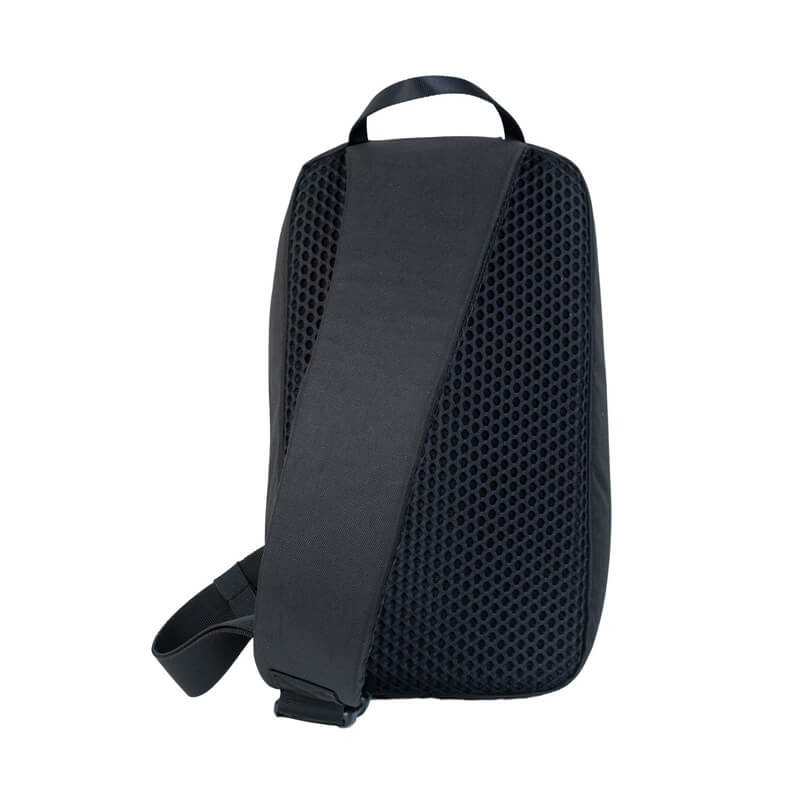 กระเป๋าคาดอก Cabin Zero รุ่น Cross body ขนาด 11L